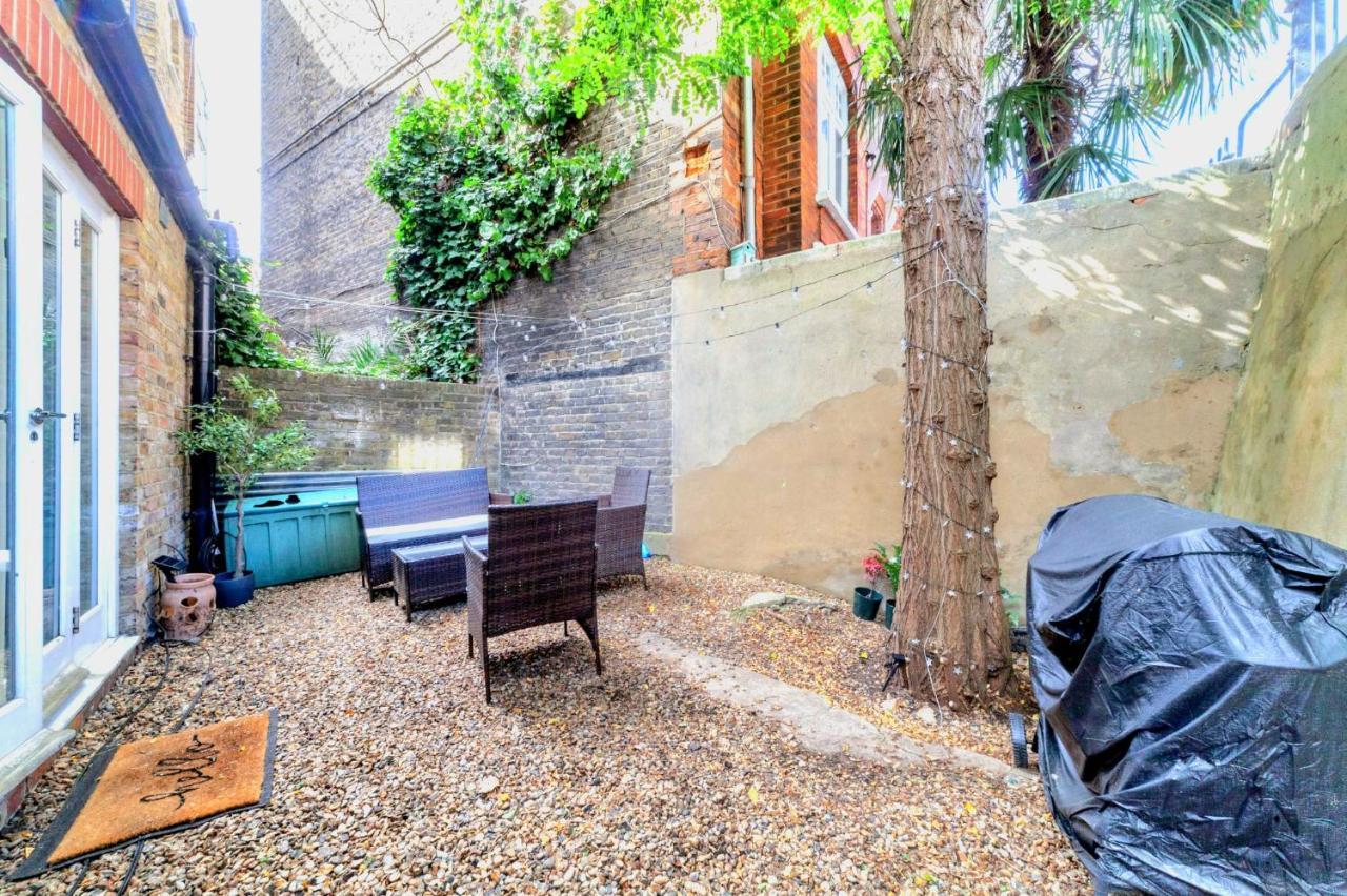 Comfy 2 Bed Apt With Private Garden,Battersea Central Ldn London Exterior photo